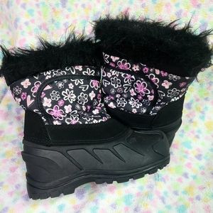 Girls snow boots